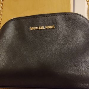 Michael kors crossbody bag